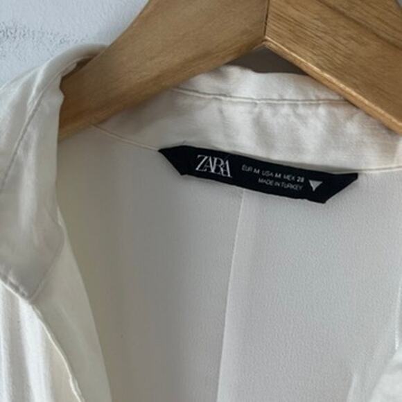 Zara White Keyhole Cutout Dress Size Medium - Picture 3 of 6